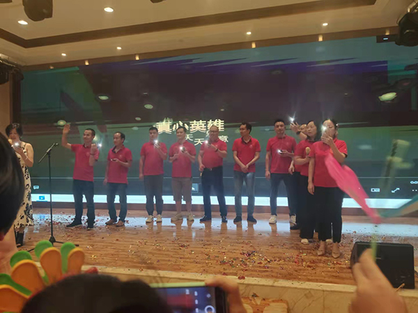 肖特基二極管91视频免费播放